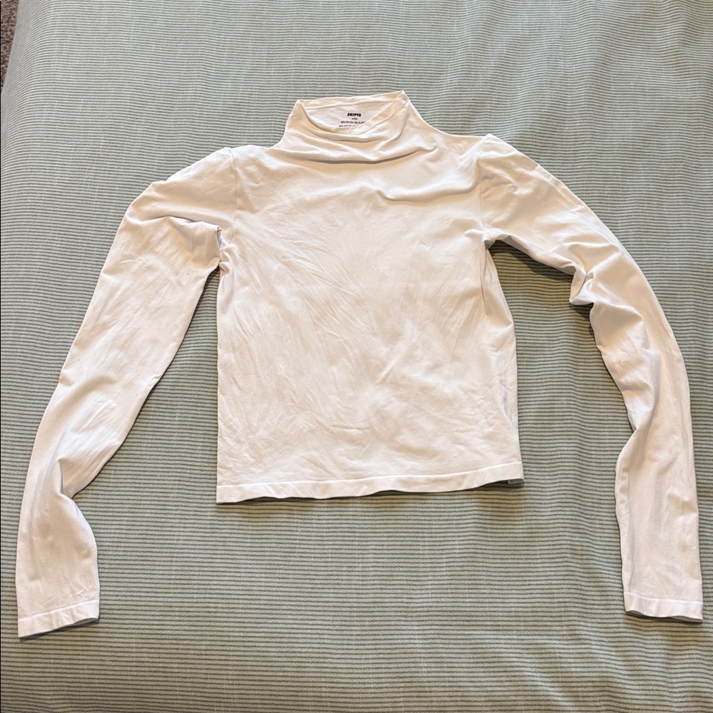 Skims white Long Sleeve Shirt Medium